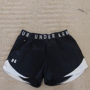 Athletic Under Armour Shorts